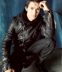 Leather and boots 3 5cba2c6b4bf15.jpg