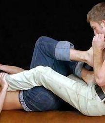Serving boy feet 5cba3f57e06df.jpg