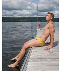 Bare feet 5cba9f6e6c292.jpg
