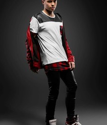 Leather wear 5cbb3bb54bc2b.jpg