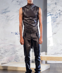 Leather wear 5cbb3bc26f77d.jpg