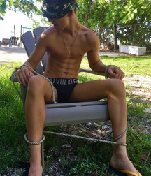 Bois in undies 5cbb3d200a075.jpg