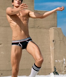 Bois in undies 5cbb3d2706255.jpg