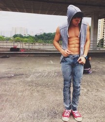 Denim Twinks 5cbb59b26a520.jpg