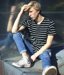 Boys likes chucks 5cbb5cbfc40e2.jpg