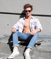 Boys likes chucks 5cbb5d2387f43.jpg