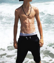 Twinks 76 5cbb65c8111c6.jpg