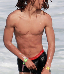 Twinks 77 5cbb69a7805cc.jpg