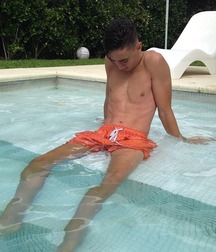 Twinks 78 5cbb6d21838bc.jpg