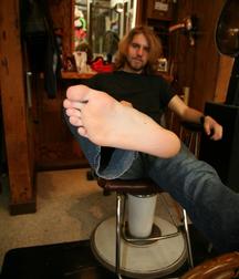The bois smelly feet 5cbb79c358336.jpg