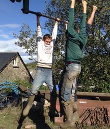 Guys in rubber boots 2 5cbb967c9f838.jpg