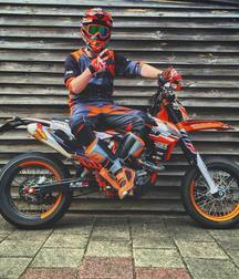 Sexy Crossbikers 5cbb9c6d3520a.jpg