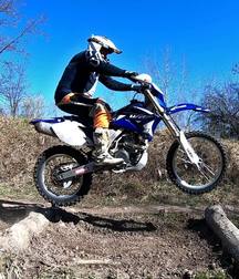 Sexy Crossbikers 5cbb9ca82a348.jpg