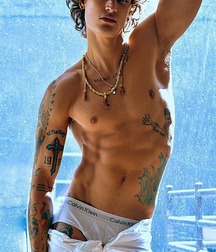 Beautiful boy bodies 2 5cbccd3e6e8ec.jpg