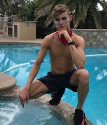 Teen boys beauty 5cbda735c0793.jpg