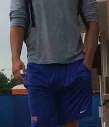 Guys in flip flops 5cbdd6df7c1e3.jpg