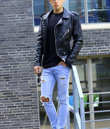 Beauties in Leatherwear 5cbdd9e493feb.png