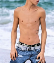 Teen bois 5cbe0974e342b.jpg