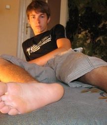 Worship hot feet 5cc0b12c6a0e9.jpg