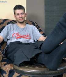 Under boys smelly feet 5cc1c7b5c49b2.jpg