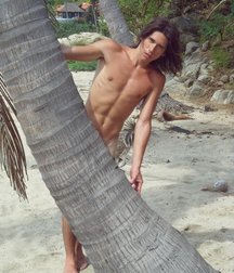 Beauty of longhaired boys 5cc1c81a1dbd7.jpg