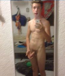 Twinks selfies 5cc30fecf0d75.jpg