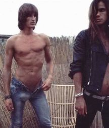 What a hunk 5cc4a0242e105.jpg