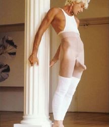 What a hunk 5cc4a06e2581d.jpg
