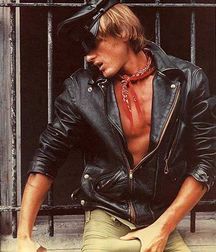 What a hunk 5cc4a07e1f370.jpg