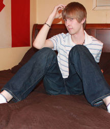 Be my footbitch 5cc4de2e3cc24.jpg
