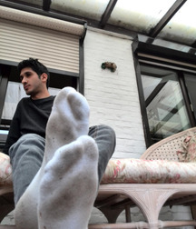 Be my footbitch 5cc4de4d65a28.jpg