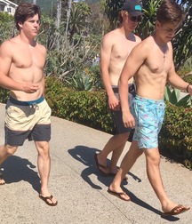 Barefoot boys 11 5cc5e216b7d4c.jpg