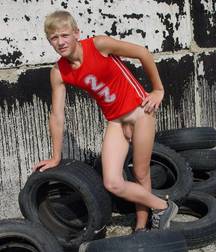 Twinks perfect bodies 5cc719713bf58.jpg