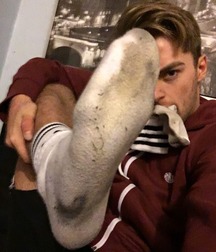 Socks sneakers feet 5cc723f018824.jpg