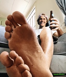 Guys dirty feet 5cc77e6a56b22.jpg
