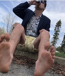 Guys dirty feet 5cc77e6c21013.jpg