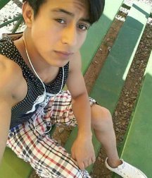 Guys in converse 5cc895c1d55d1.jpg