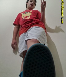 Guys in converse 5cc895d5eca48.jpg