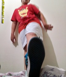 Guys in converse 5cc895d8f1959.jpg