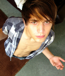 Dreamboys 5cc9c1b0d0010.jpg