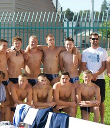 Shirtless Twinks 5cca4ae8bcce2.jpg