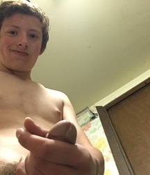 Twinks ready for fun 5cca4e1fe6ed3.jpg