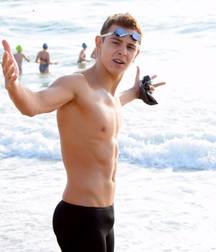 Beach and surfer boys 5ccb552fc07f9.jpg