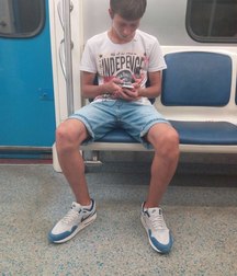 Sneakers socks and feet 5ccda6479bfc2.jpg