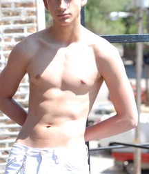 Twinks 93 5ccdb49e8e5f6.jpg