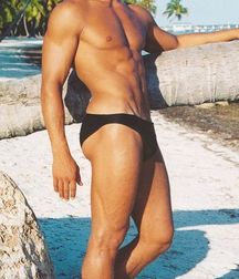 Twinks 93 5ccdb4b3b7b04.jpg
