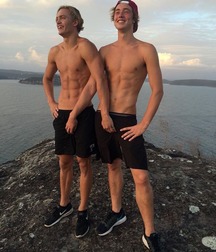 Twinks 94 5ccdb51b5a609.jpg