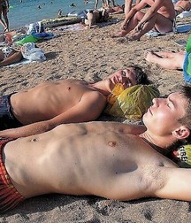 Speedoboys 2 5cceec39cba5d.jpg