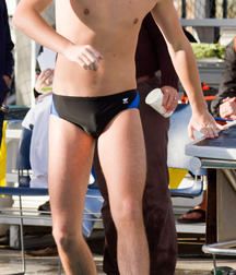 Swimmers 3 5cceee3e96f31.jpg