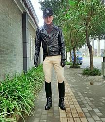 Guys in boots 2 5ccf0bb33aac8.jpg